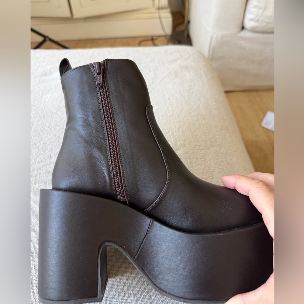 Anthropologie NWT Paloma Barcelo Brown  wedge platform Booties Great Statement - Picture 3 of 10